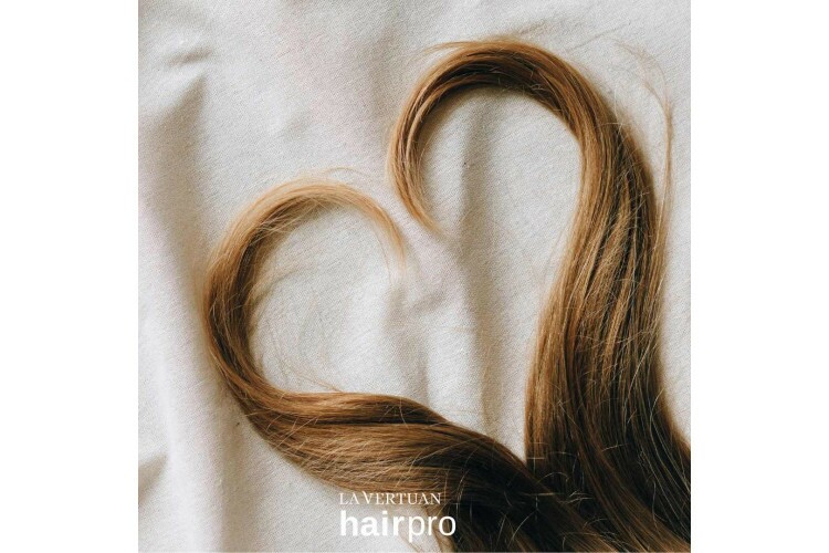 Como nosso cabelo cresce? Tudo o que você sempre quis saber sobre o ciclo capilar.