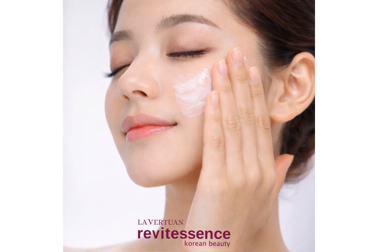 O que se sente ao aplicar espículas biológicas na pele? Entenda as sensações do Porcelain Glow Cream e como ele age O que se sente ao aplicar espículas biológicas na pele? Entenda as sensações do Porcelain Glow Cream e como ele age